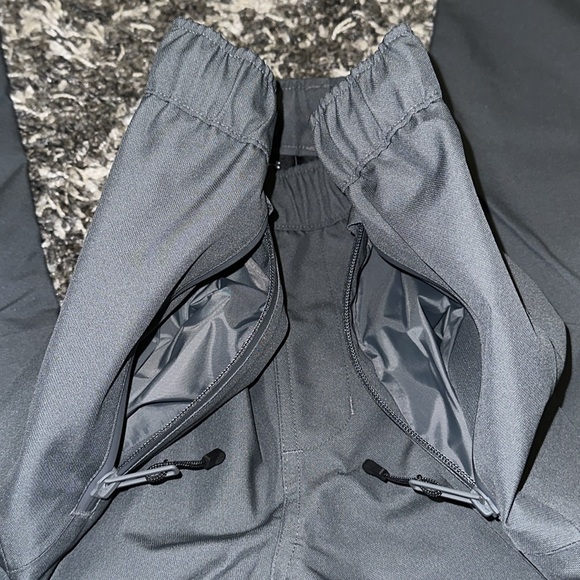 New Under Armour UA StormProof Lined Rain Pants in CastleRock / Black - Picture 11 of 15